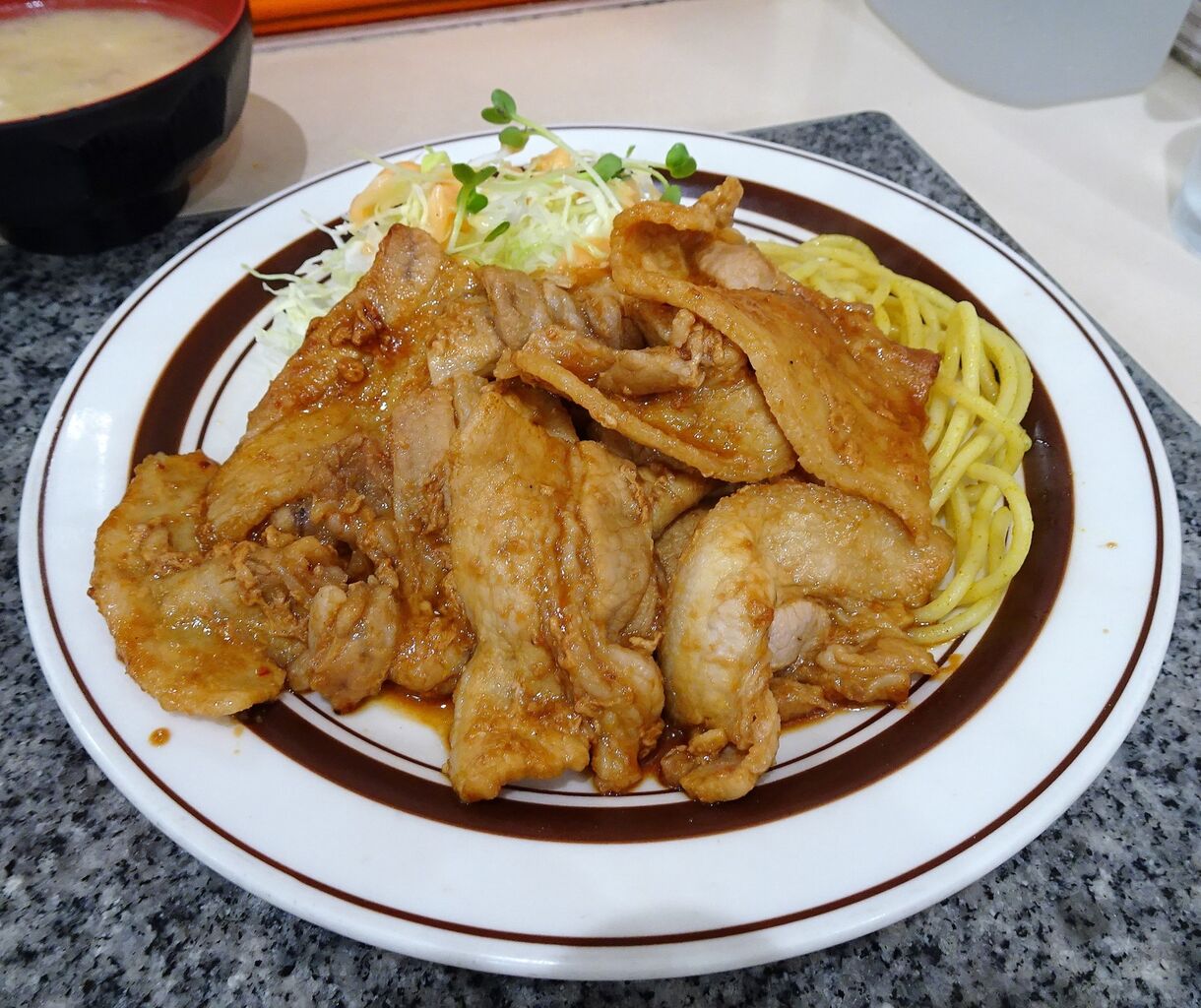 □池袋の「洋庖丁」で、デカ盛り焼肉定食！ : gakudaiの週末はデカ盛り！