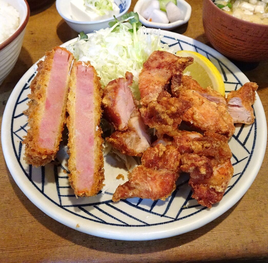 □南加瀬の「とんかつ三田」で、デカ盛り鳥唐揚げセット！ : gakudaiの
