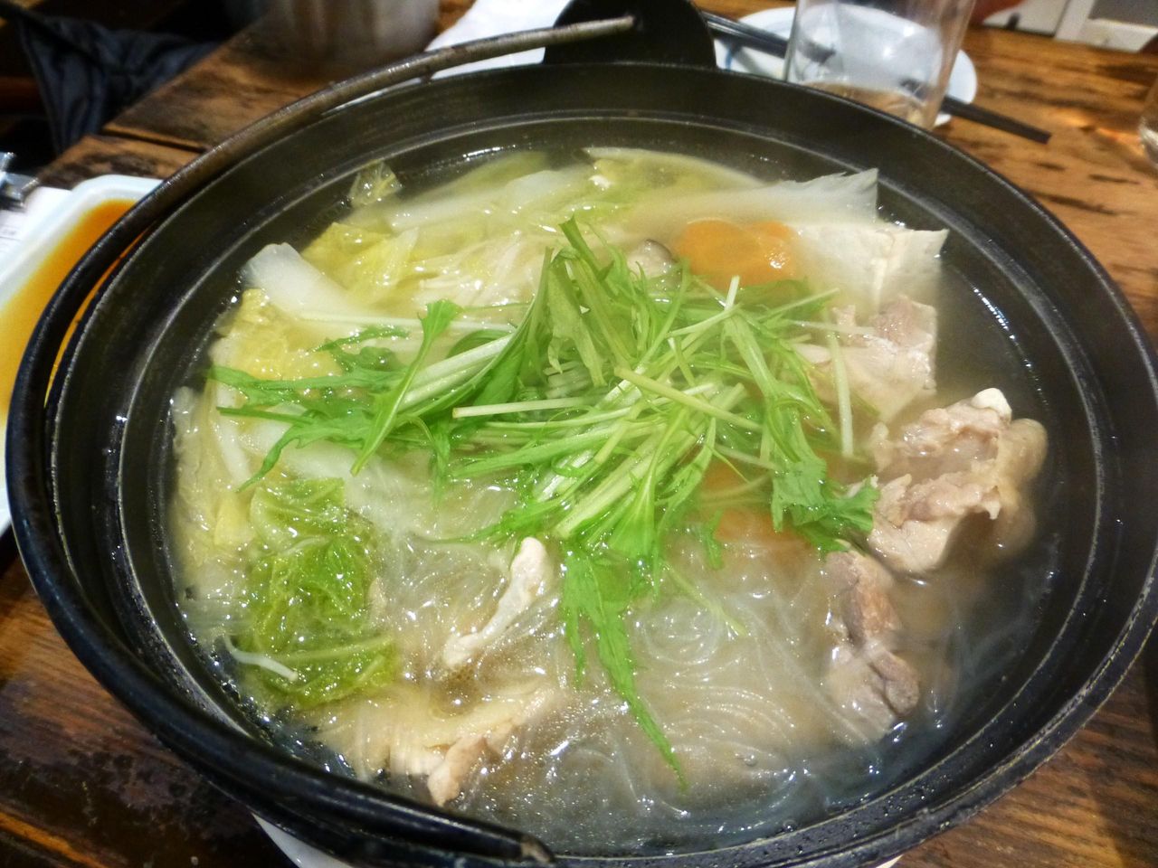 鶏ちり鍋2人前1,200円