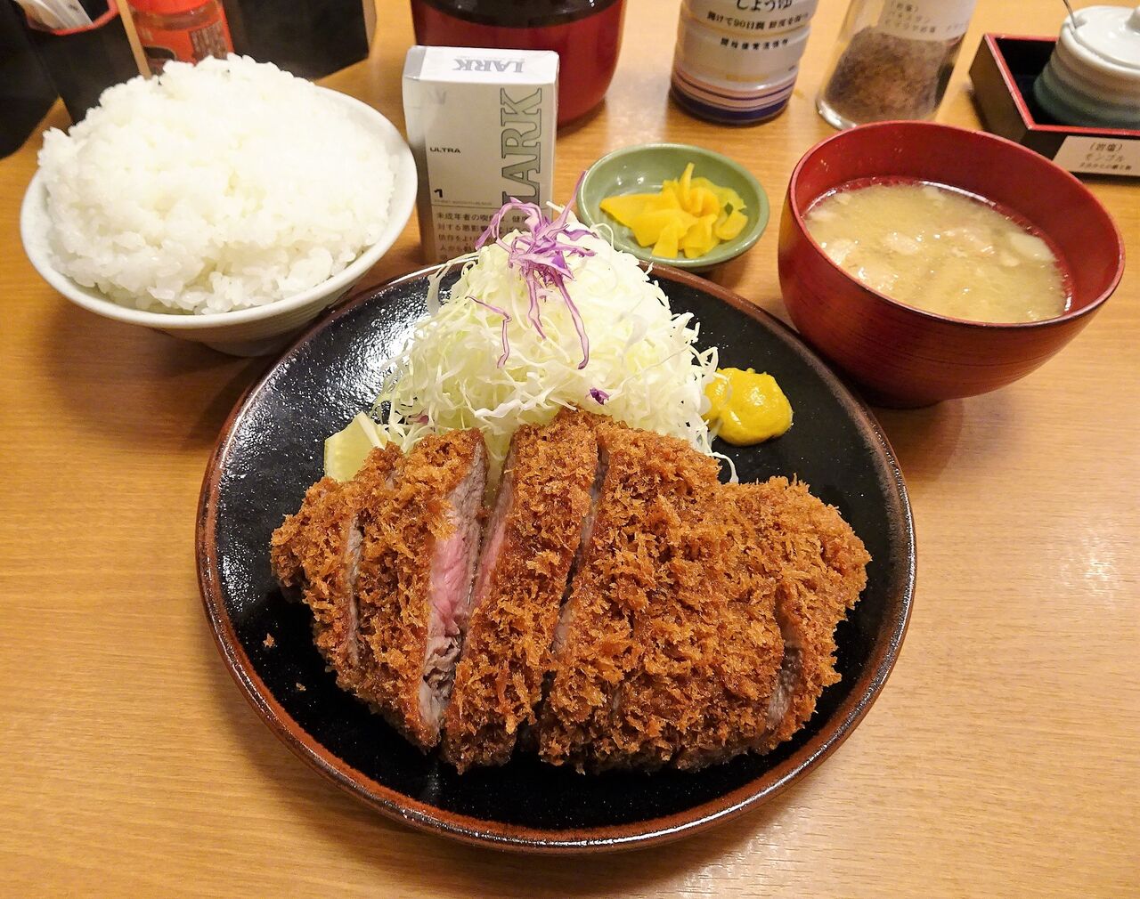 □大門の「とんかつ檍」で、デカ盛りとんかつ定食！ : gakudaiの週末は