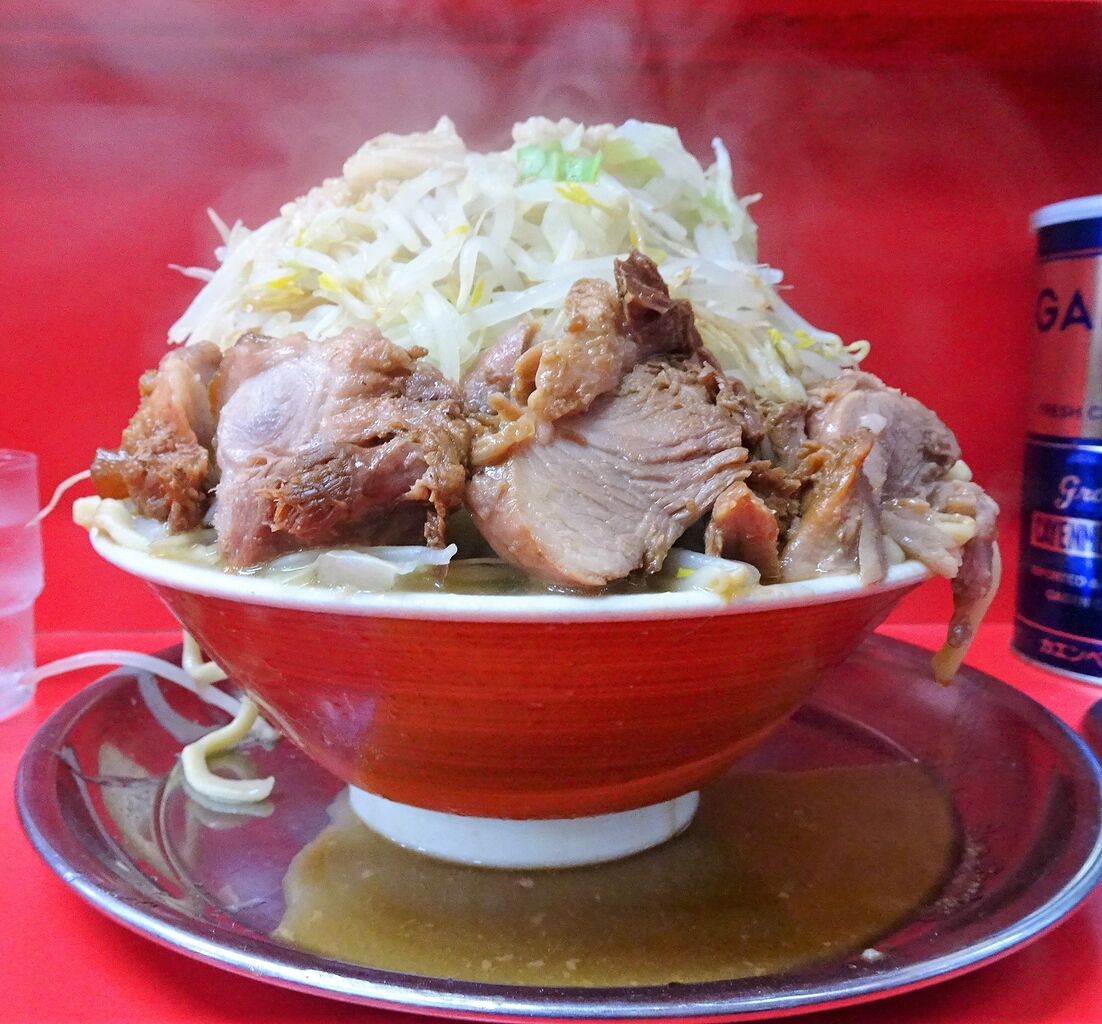 田園調布の 麺でる で デカ盛り豚ラーメン Gakudaiの週末はデカ盛り 田園調布の 麺でる で デカ盛り豚ラーメン Gakudaiの週末はデカ盛り