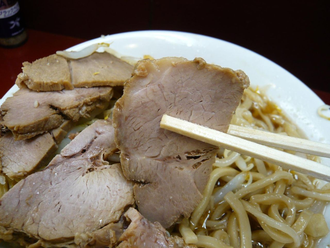 小ブタは、脂身少なめでパサパサ系が6枚!