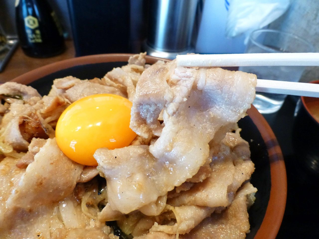 ニンニクが効いているので、食後の臭い対策も忘れずに!