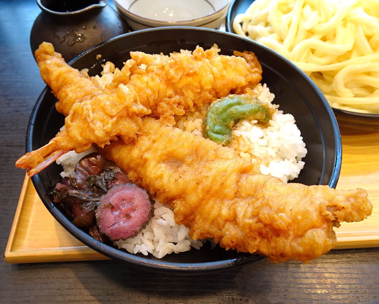 □新橋の「小諸そば」で、デカ盛り穴子海老天丼セット! : gakudaiの □新橋の「小諸そば」で、デカ盛り穴子海老天丼セット! : gakudaiの