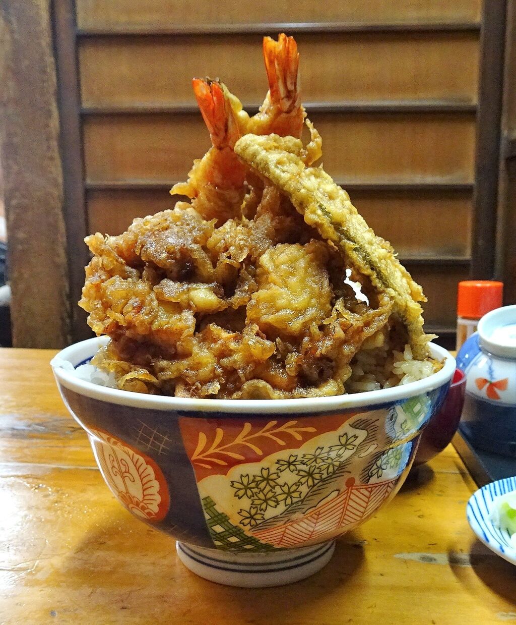 □神田の「八ツ手屋」で、デカ盛り天丼！ : gakudaiの週末はデカ盛り！
