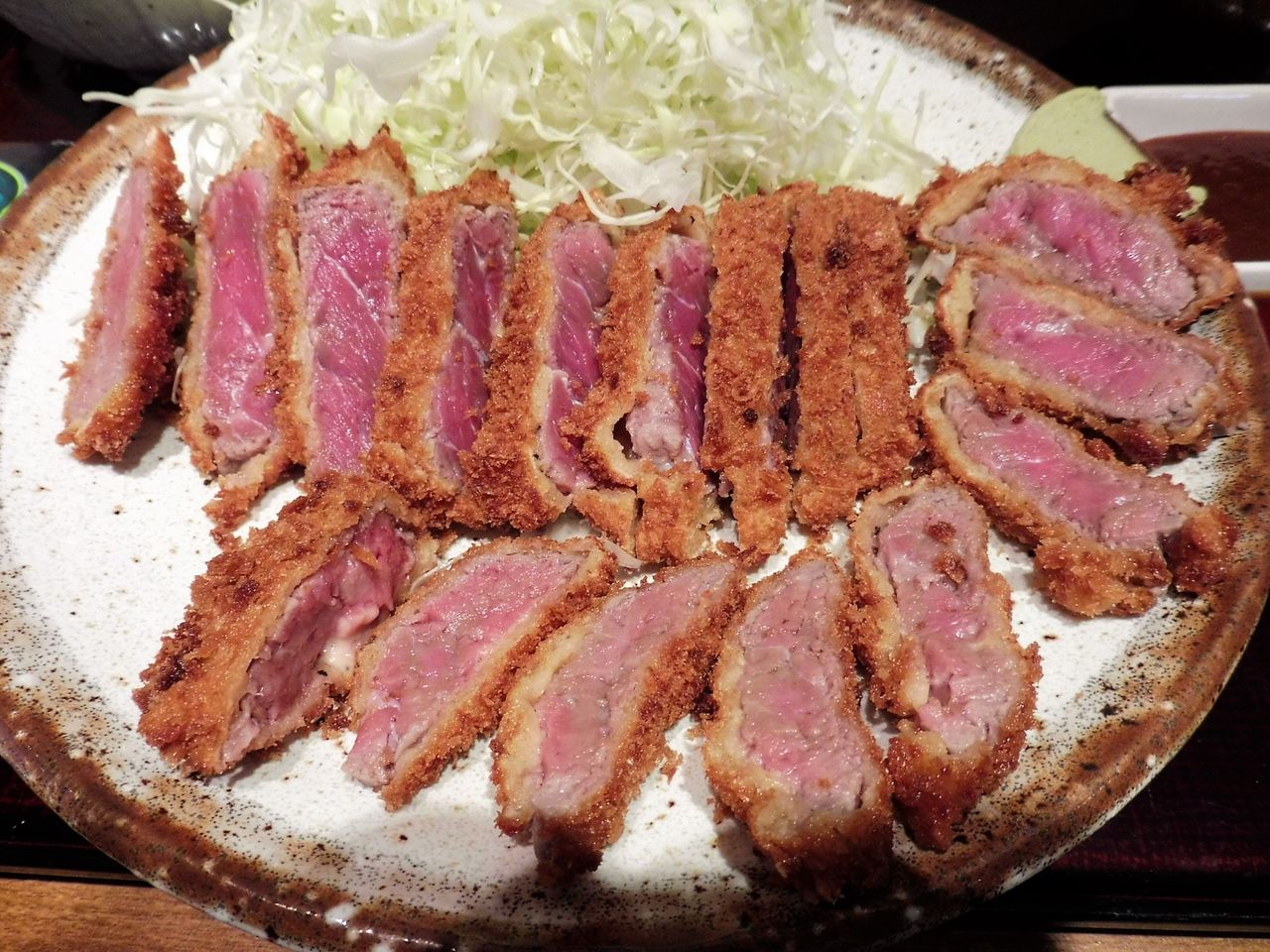 神保町の 勝ちゃん で デカ盛り牛かつ定食 Gakudaiの週末はデカ盛り