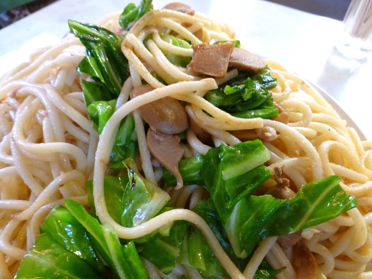 色鮮やかなキャベツが食欲をそそります!