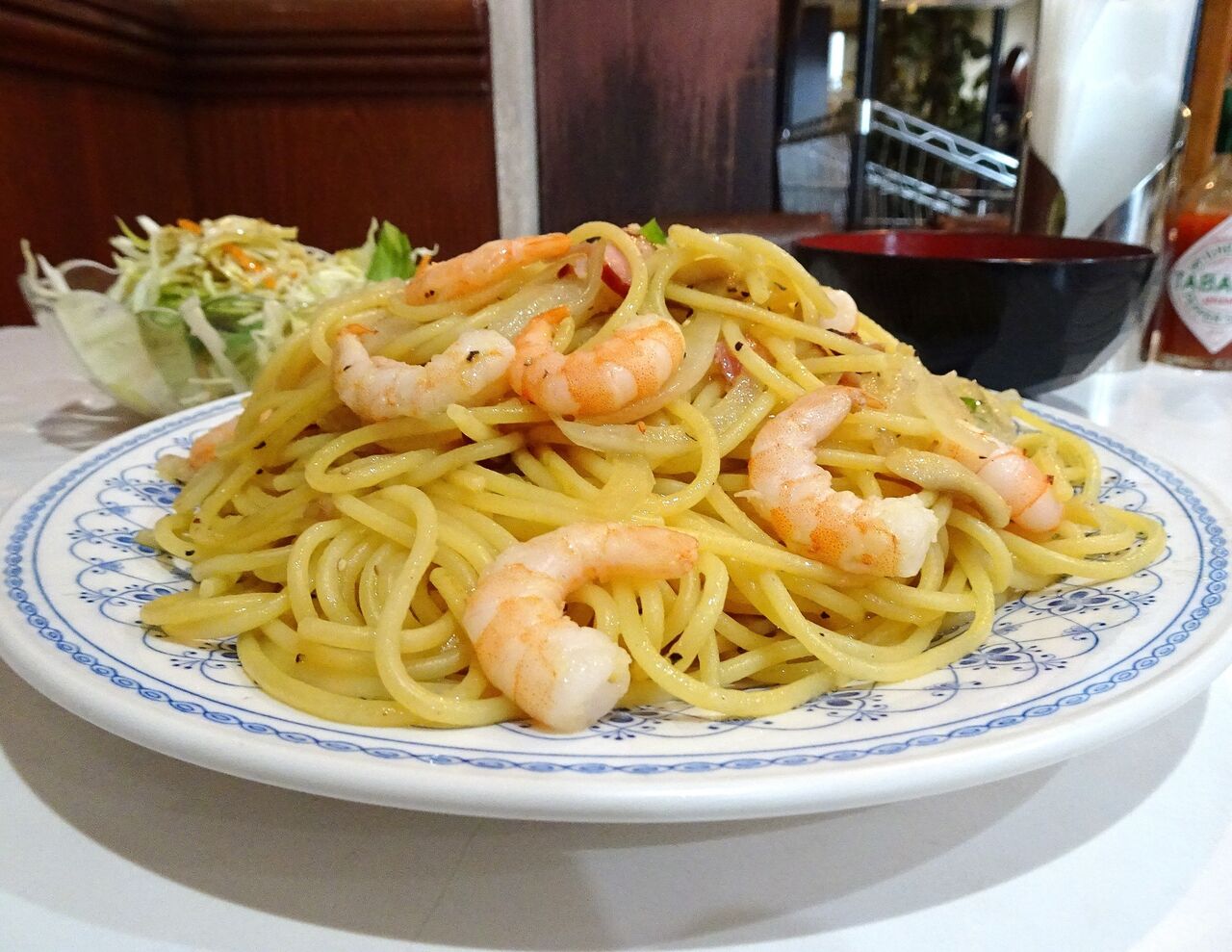 小伝馬町の エンドレス で デカ盛り塩スパ Gakudaiの週末はデカ盛り