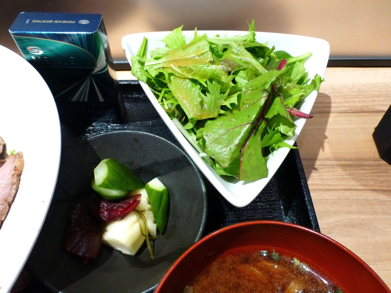 俺のそば 銀座の 俺のそば で デカ盛りローストビーフ丼 Gakudaiの週末はデカ盛り 俺のそば 銀座の 俺のそば で デカ盛りローストビーフ丼 Gakudaiの週末はデカ盛り