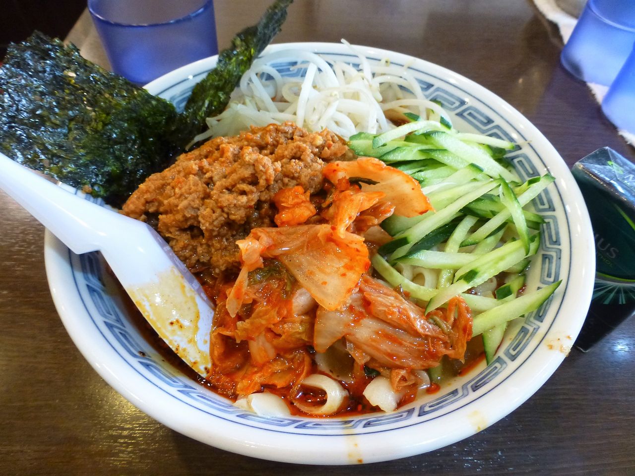 新橋の 味覚 で デカ盛り冷やし麻辣刀削麺 Gakudaiの週末はデカ盛り 新橋の 味覚 で デカ盛り冷やし麻辣刀削麺 Gakudaiの週末はデカ盛り