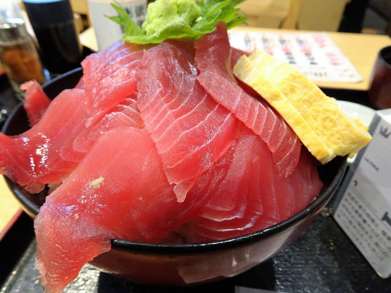 新宿の 三是 で デカ盛りマグロ丼 Gakudaiの週末はデカ盛り 新宿の 三是 で デカ盛りマグロ丼 Gakudaiの週末はデカ盛り
