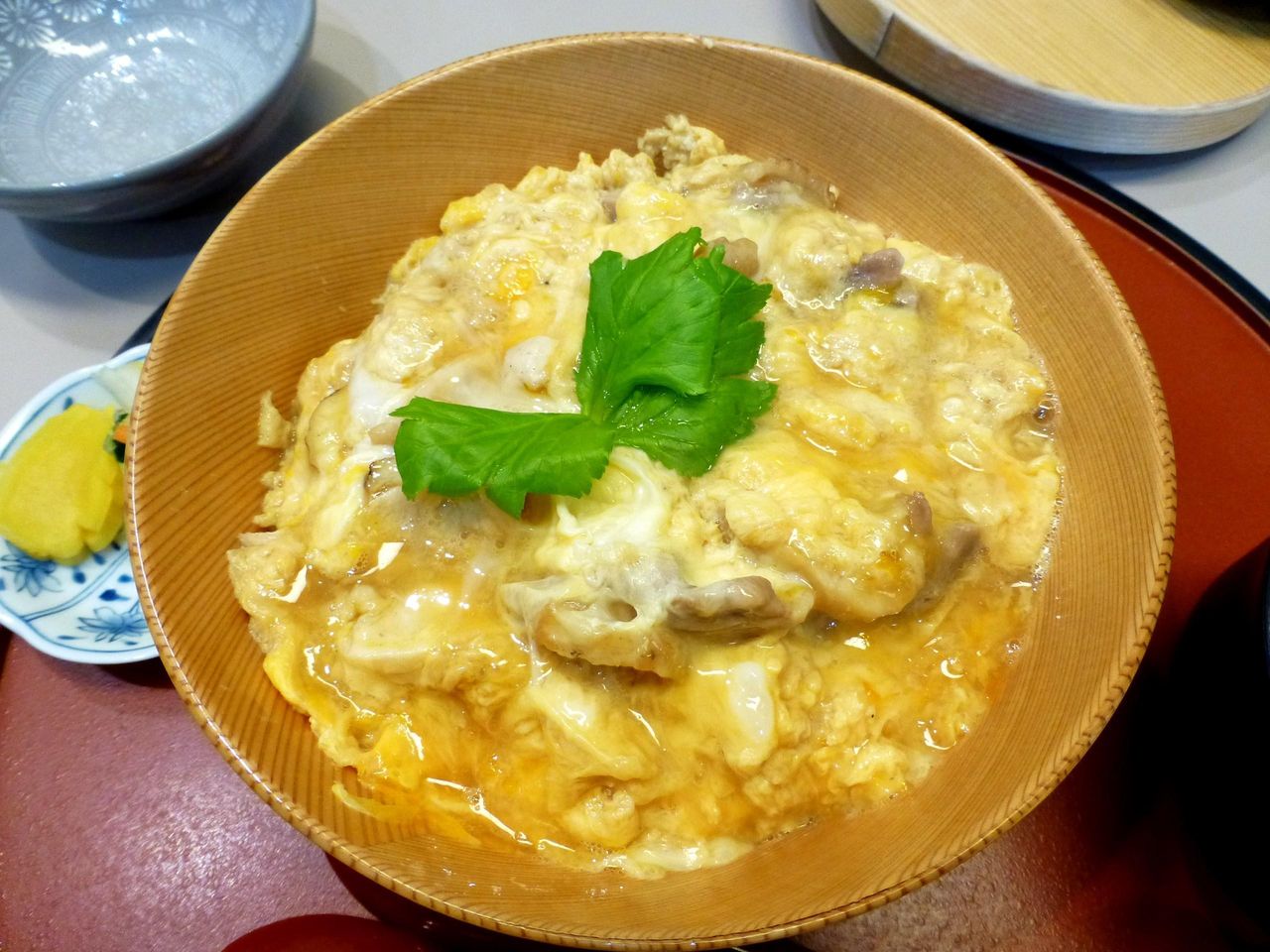 秋田比内地鶏の究極親子丼1,380円