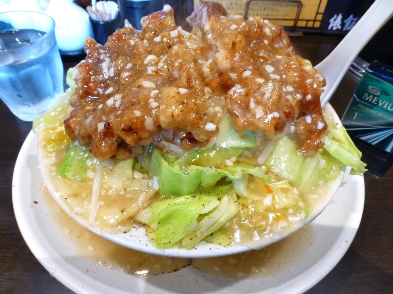 麺飯店 俵飯 : 武蔵小金井の「俵飯」で、塩ダレ飯の源泉かけ流し！ : gakudaiの週末はデカ盛り！