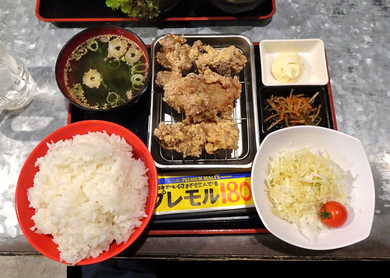 □新宿の「勝男」で、デカ盛り唐揚げ定食！ : gakudaiの週末はデカ盛り！