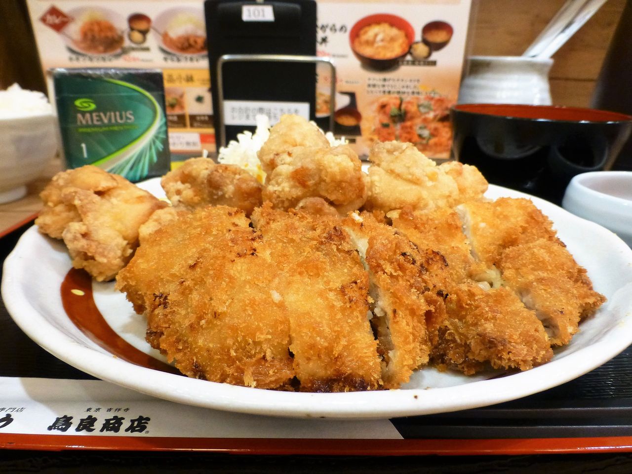 新橋の 鳥良商店 で デカ盛りチキン チキン定食 Gakudaiの週末はデカ盛り