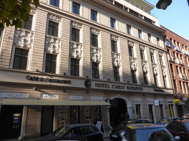 再びのヨーロッパ オーストリア ハンガリー ちょっとだけスロバキアへ一人旅 15秋 Carat Boutique Hotel ドナウ川ナイトクルーズ バタフライ ノット Diario Di Viaggio Eccetera