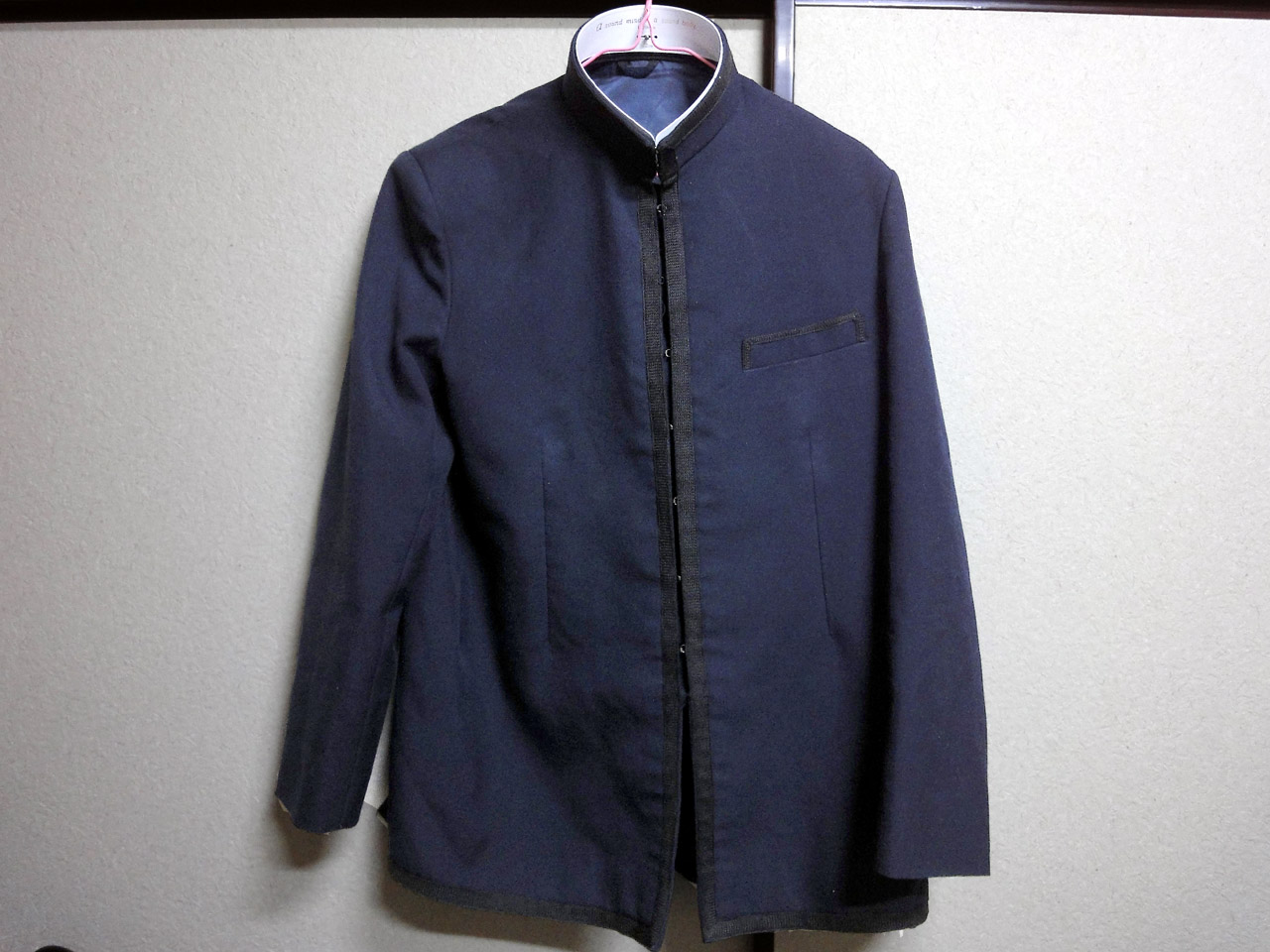 校名不明 紺色生地 前ホック留め 海軍型 学生服 学生服学ラン制服が好き 校名不明 紺色生地 前ホック留め 海軍型 学生服 学生服学ラン制服が好き