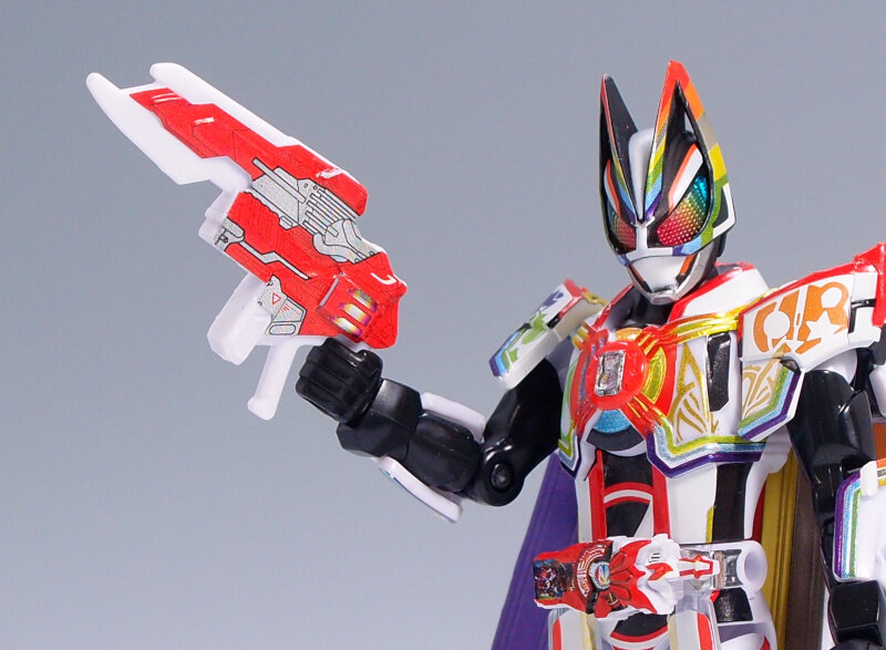 仮面ライダー装動ギーツプレミアムエディションセット Amazon.co.jp: 装動 仮面ライダーギーツ ギーツIX＆タイクーン