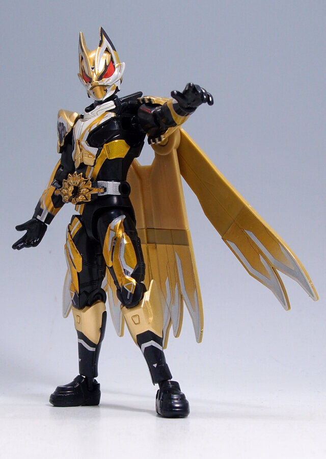 装動 仮面ライダーガッチャード→3←＆装動 仮面ライダーギーツ
