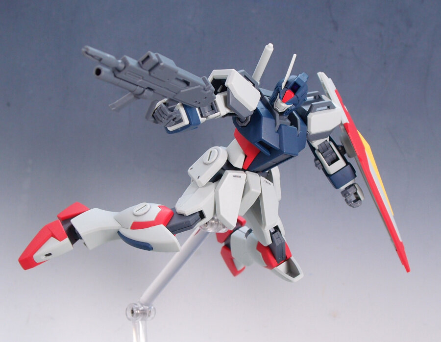 HGCE ストライクダガー : G-01格納庫2（仮）