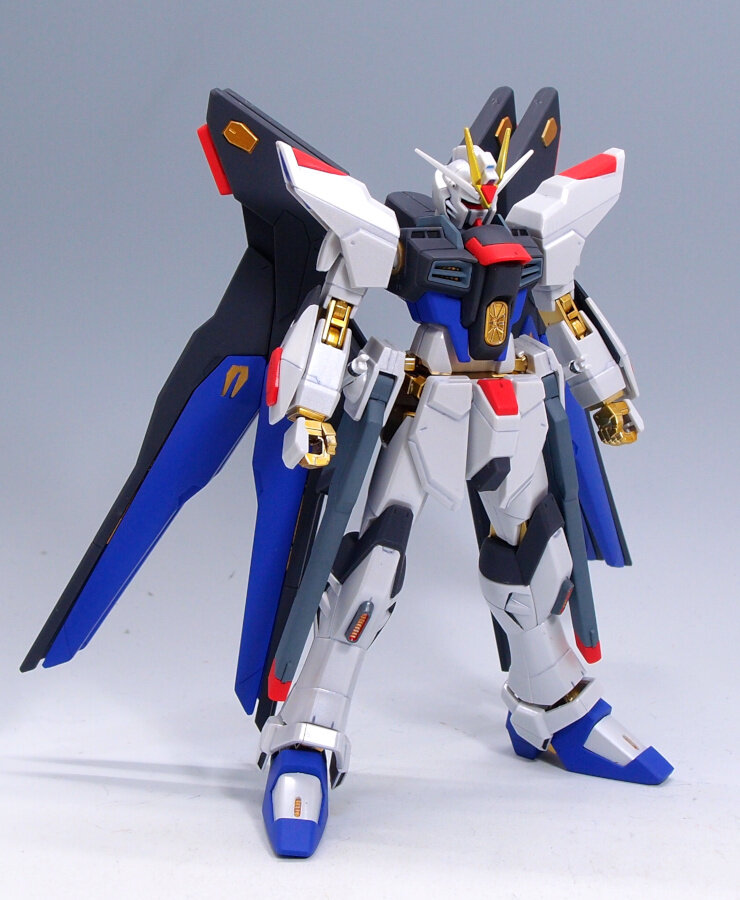 HGCE ストライクフリーダムガンダム 光の翼DXエディション : G HGCE ストライクフリーダムガンダム 光の翼DXエディション : G