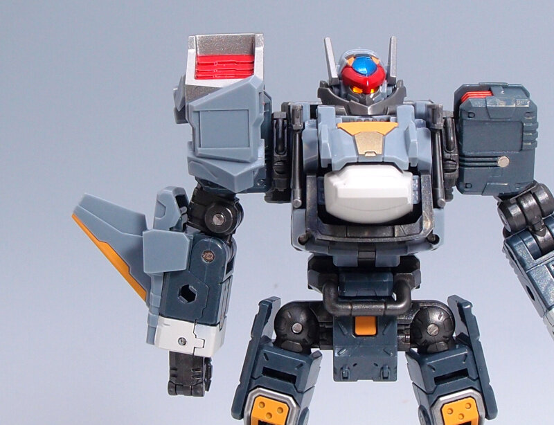 ダイアクロン タクティカルムーバー ホルスヴァーサルター〈Fスラスト