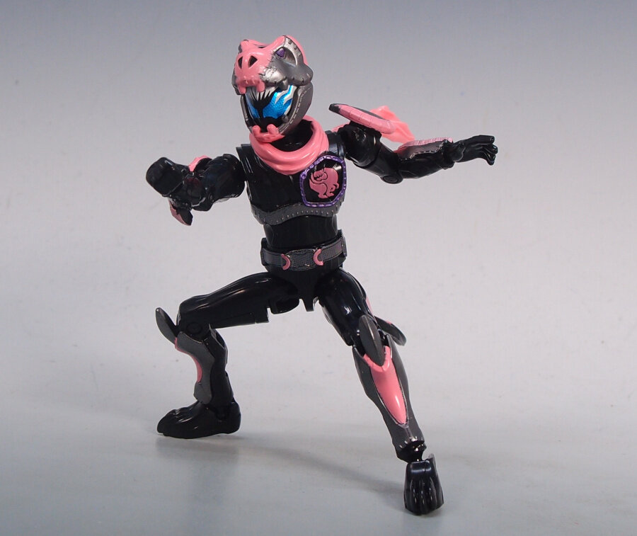 装動 仮面ライダーセイバー まとめ売り 26体＋オプション