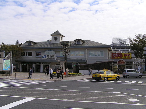 800px-Okayama_station_west_entrance