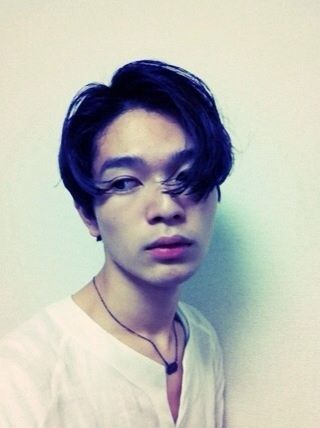 リヴァイの髪型やりたいんだけど美容師ちょっと来て ギャラ速