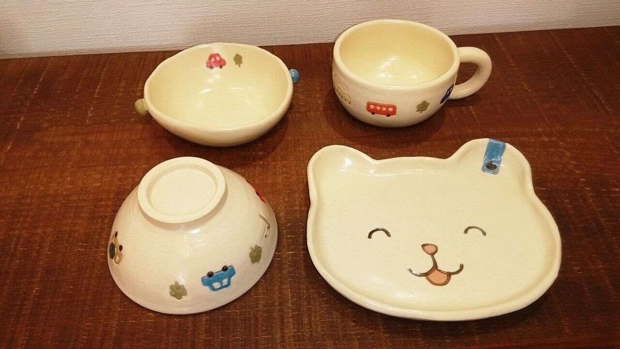 こどものうつわ展」はじまりました | 泉町ギャラリー「窯(YOO)」