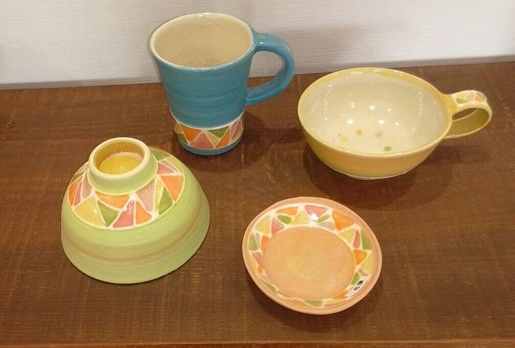 こどものうつわ展」はじまりました | 泉町ギャラリー「窯(YOO)」