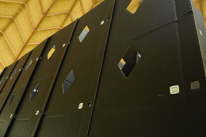 「ダンボール迷路ブラック」が4月21日から販売開始ダンジョン感爆上げ迷路が14万3000円で作れる_003