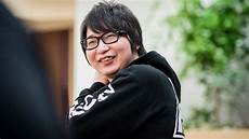 【ロリ系】元プロゲーマー、エロ漫画のガチオタだった…
