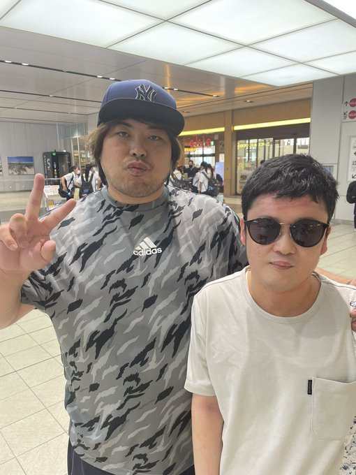 【150cm？】へずまりゅうって、思ったより小さい？低身長疑惑の写真