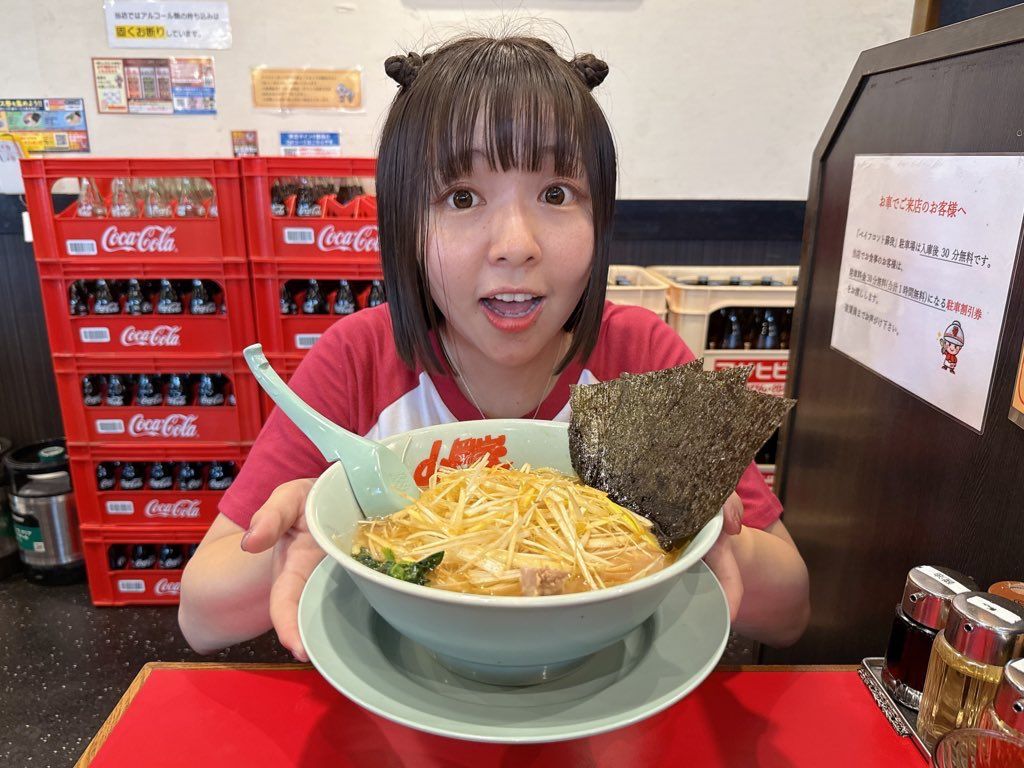 【画像】10年間毎日ラーメン食い続けた女。比較写真公開（YouTuberまーみん）