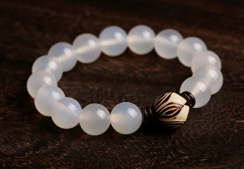 ����u���X���b�g