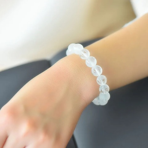 水晶ブレスレット