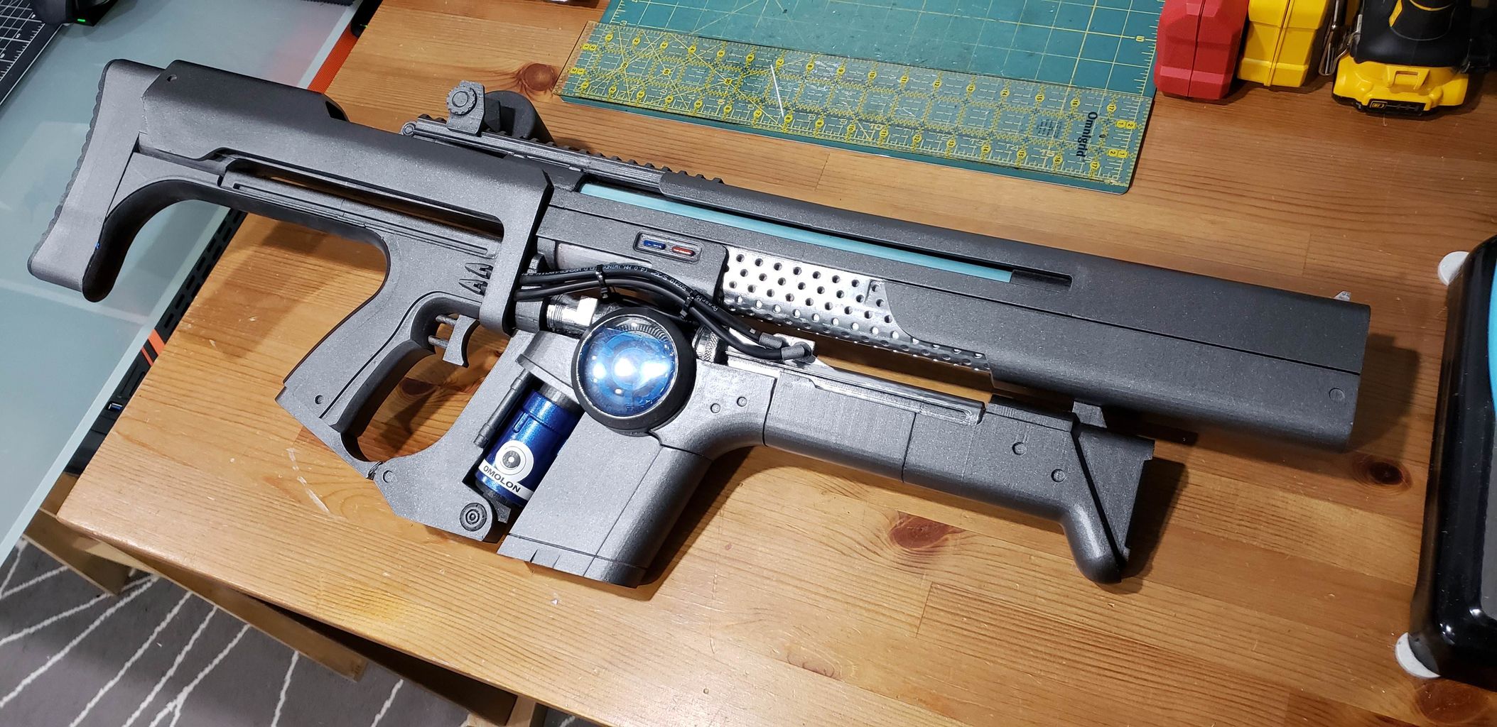 Destiny2】悪意の手 - 特注レプリカ【完全再現】 ミリタリー
