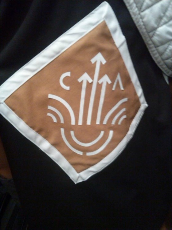 24 - UiqLc1E