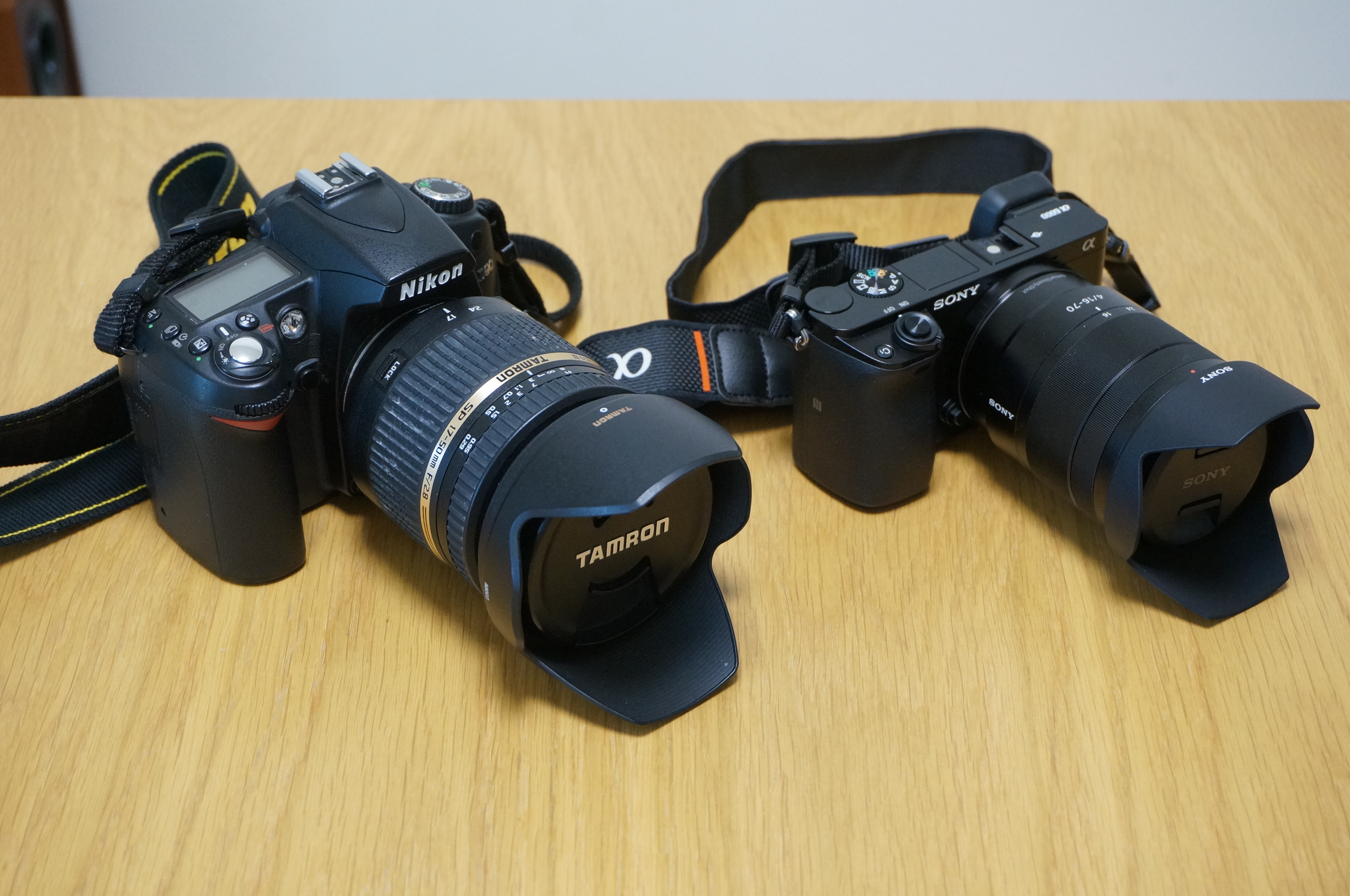ソニー「α6000」とZEISSレンズ「SEL1670Z」の組み合わせがコスパ
