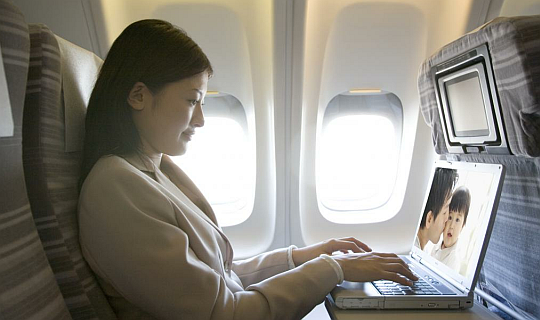 飛行機でネット