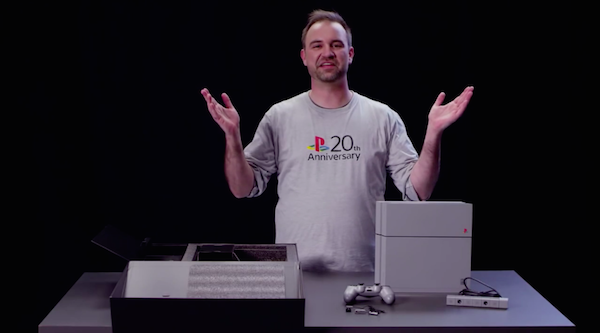 PS4 20th Anniversary Edition Detailed Unboxing
