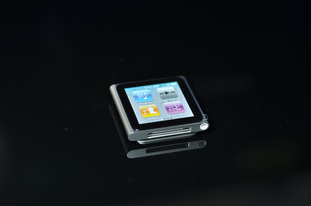 Ipod Nano 6th 開封の儀 実は物理ボタンで曲送りもできるよ 特報ガジェq