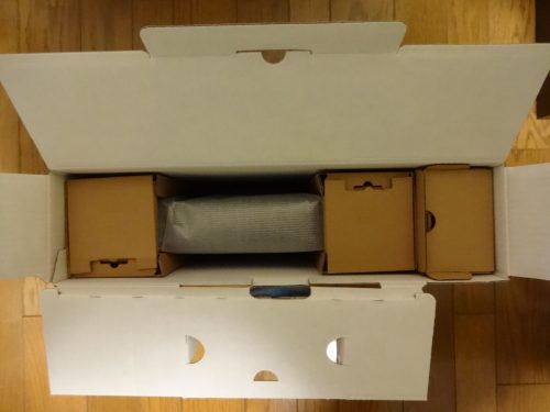 これは酷い Ps5 ペラペラ梱包すぎて出荷前から外箱が潰れてしまう 一番下が当たりませんようにｗ ファンサマリィ