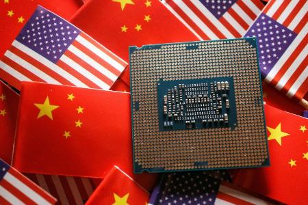 中国、政府調達PCから米国半導体排除へ　インテルなど