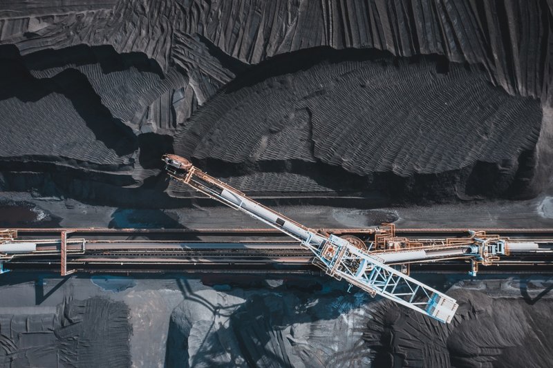 中国、“電力難”に「白旗あげる」…10月に「オーストラリア産石炭」の輸入を再開