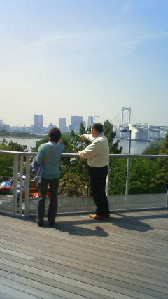後ろ姿