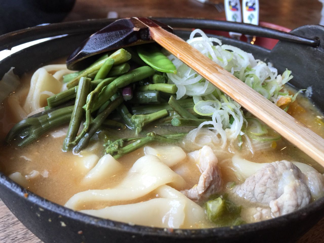 子供連れの時にオススメの飲食店 甲州ほうとう 小作 草と麦と葉