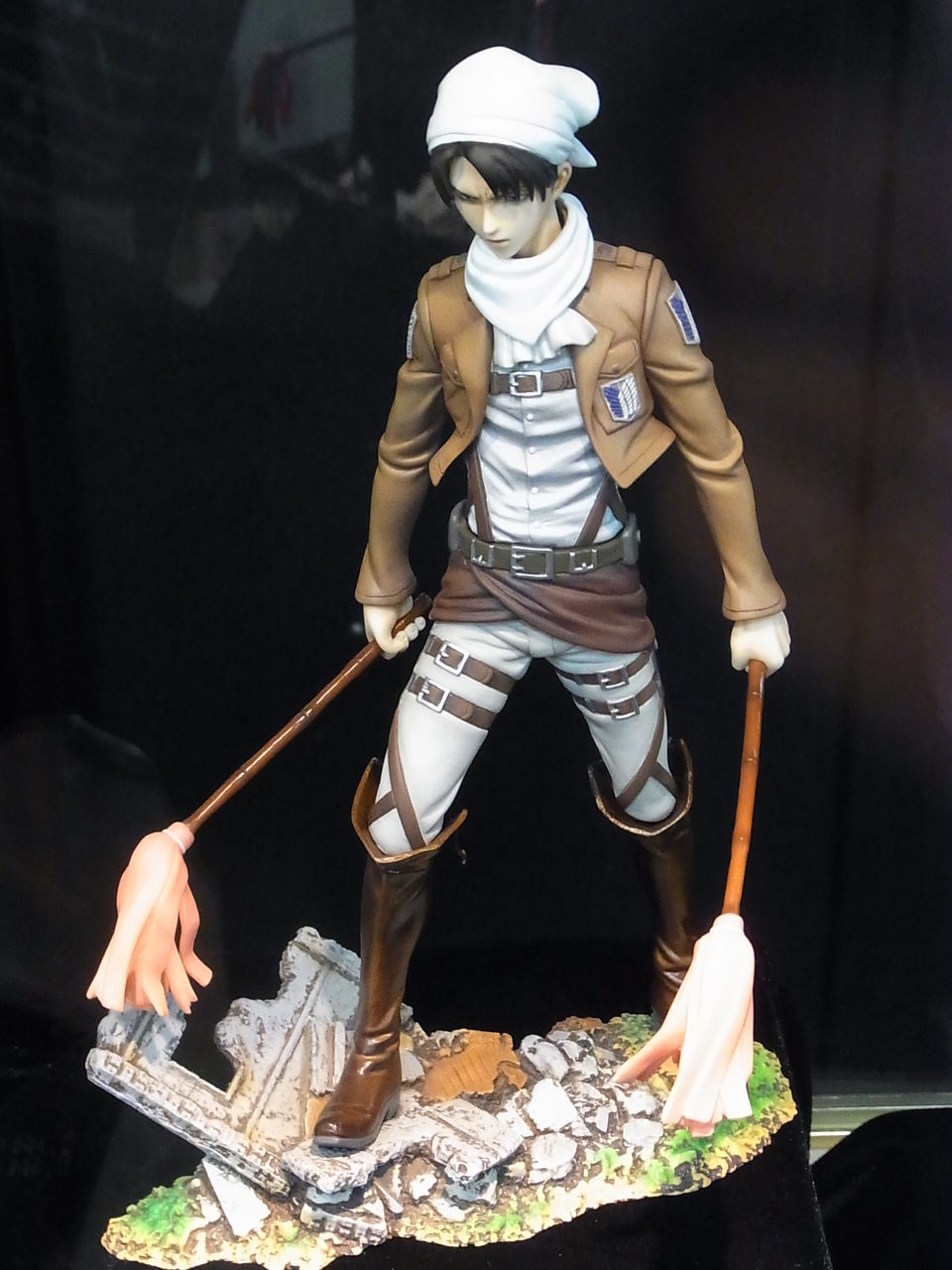 BRAVE-ACT リヴァイ お掃除版 進撃の巨人 1/8 完成品 フィギュア BRAVE-ACT 1/8 リヴァイ（お掃除版） – 株式会社千値練 ー Sentinel co