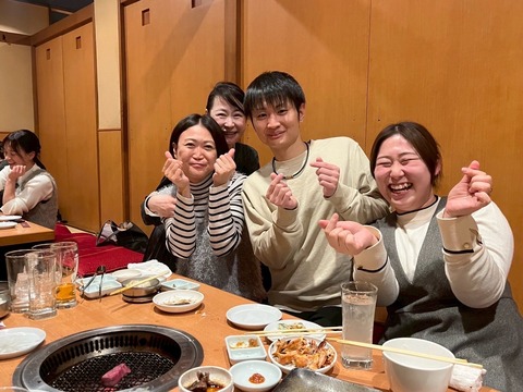 37712A07-CC11-4782-9A1E-D82F97E2657E